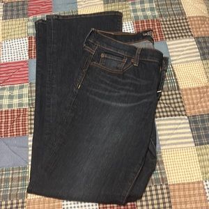 Women’s Lucky brand jeans size 10x30 sweet n low boot cut jeans